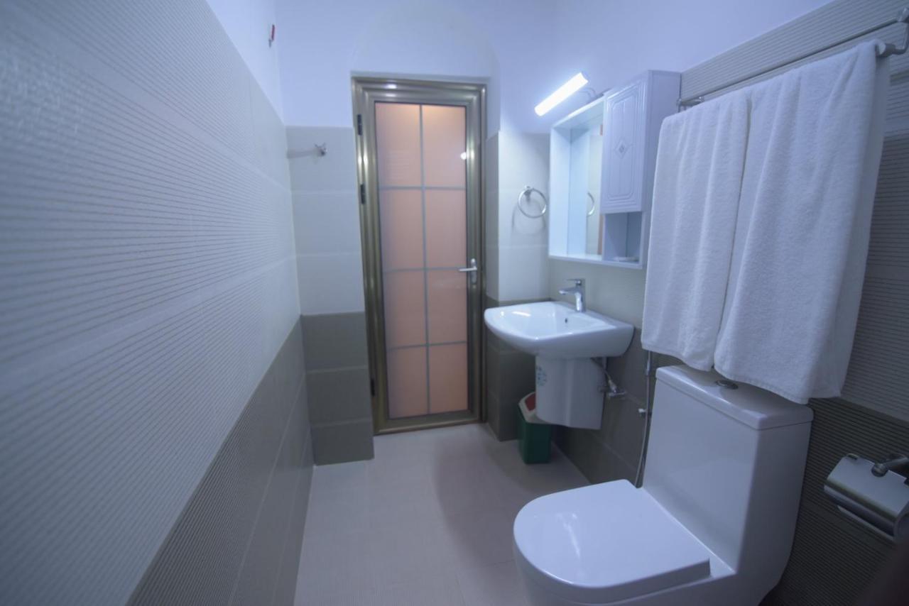 Hotel Blue Sky Курунегала Екстер'єр фото