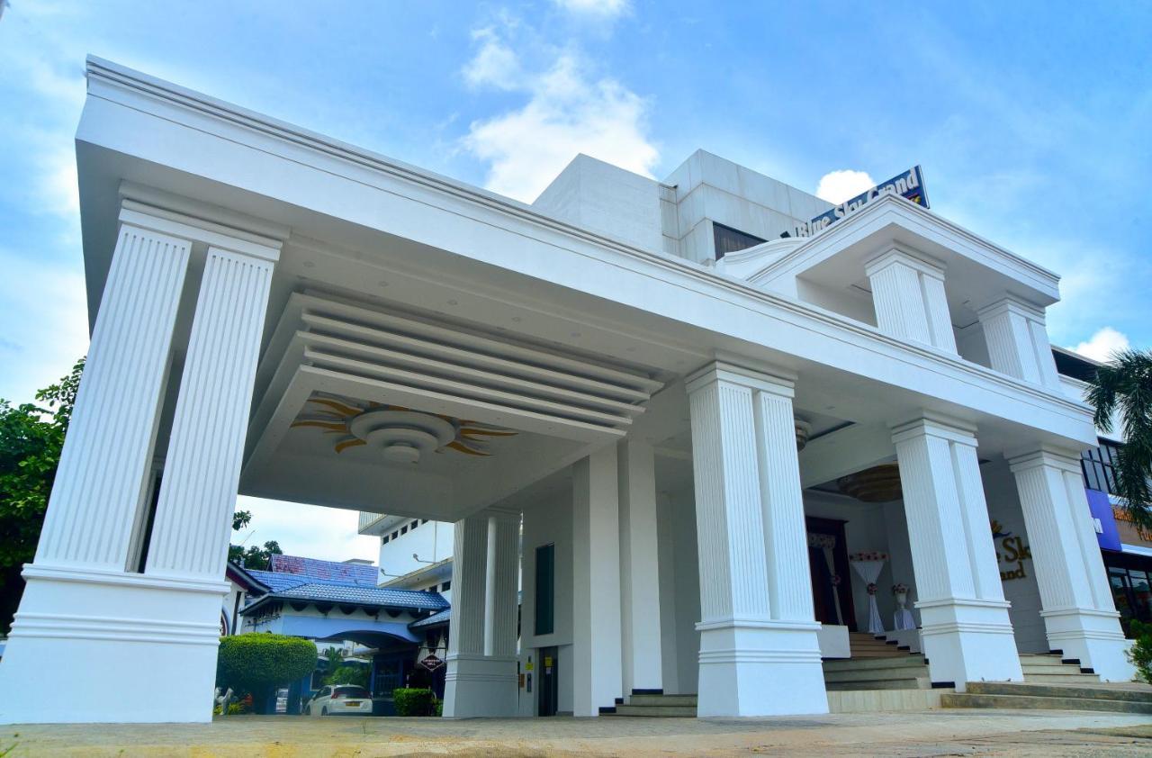 Hotel Blue Sky Курунегала Екстер'єр фото